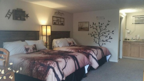 Oakland Motel image 1