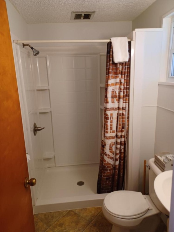 Oakland Motel image 15