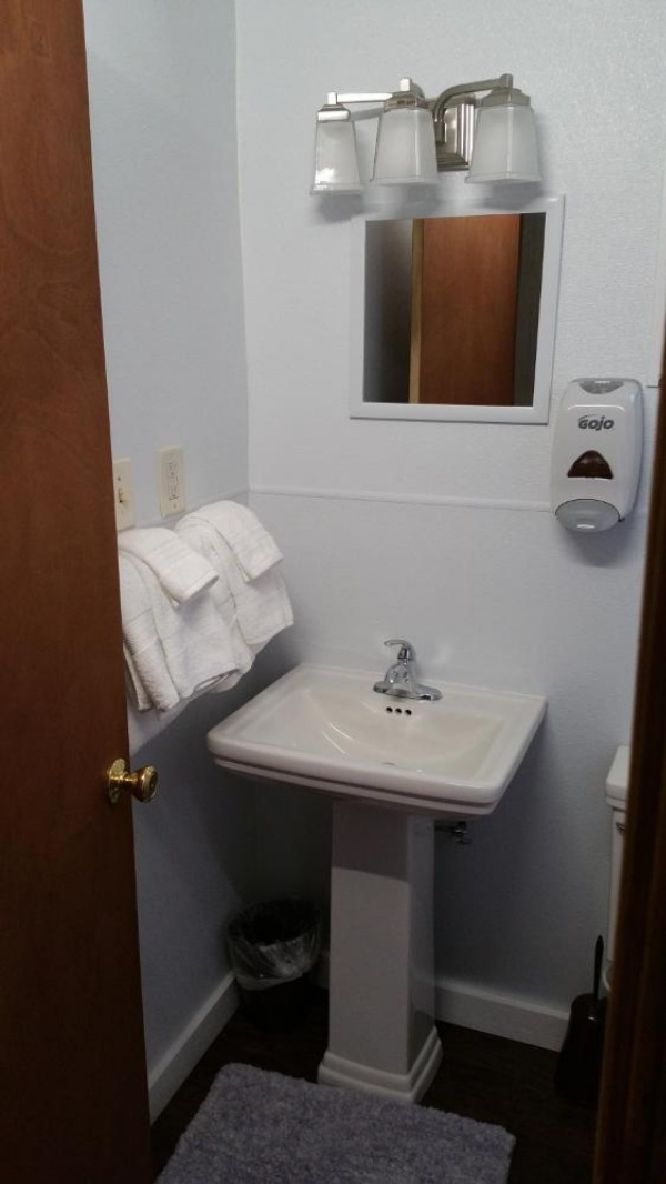 Oakland Motel image 17