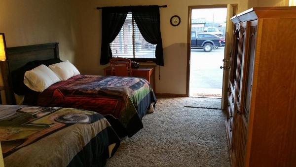 Oakland Motel image 19