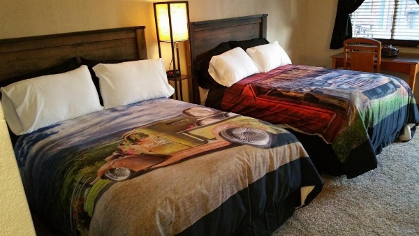 Oakland Motel image 20