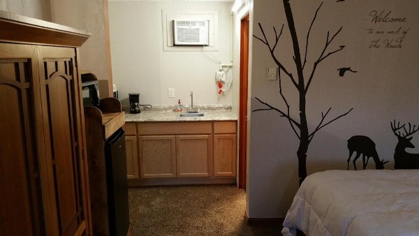 Oakland Motel image 21